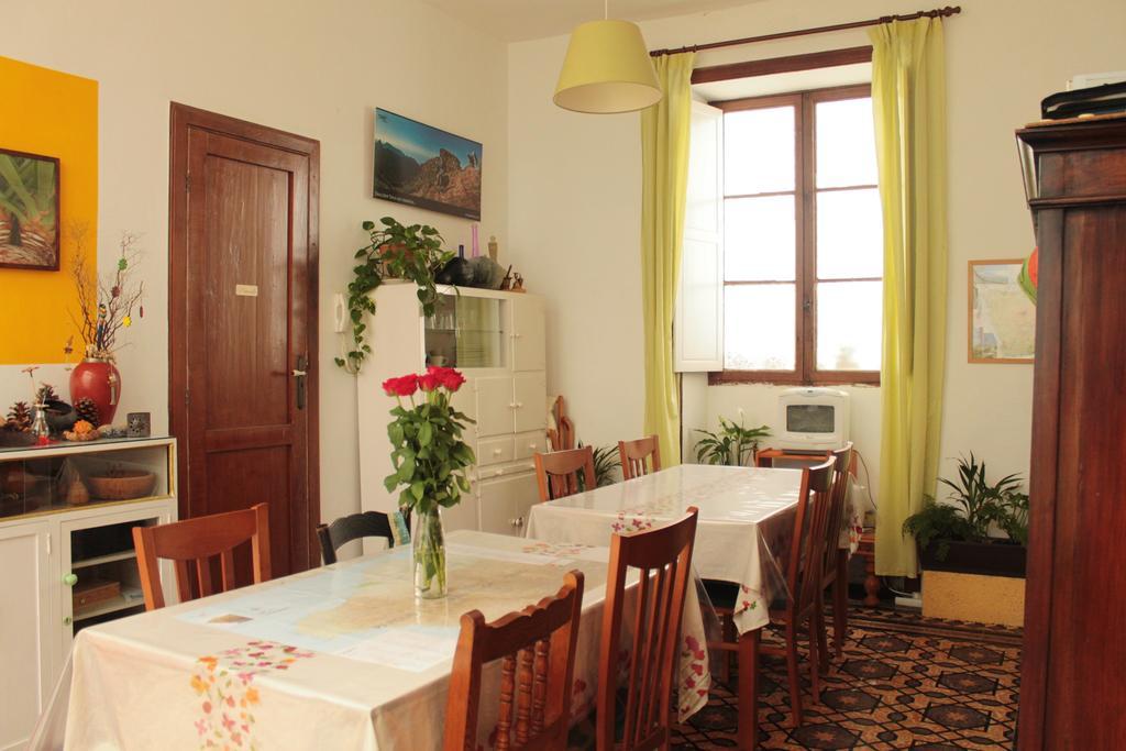 Bed and Breakfast Casa La Ranita Лос-Сілос Екстер'єр фото